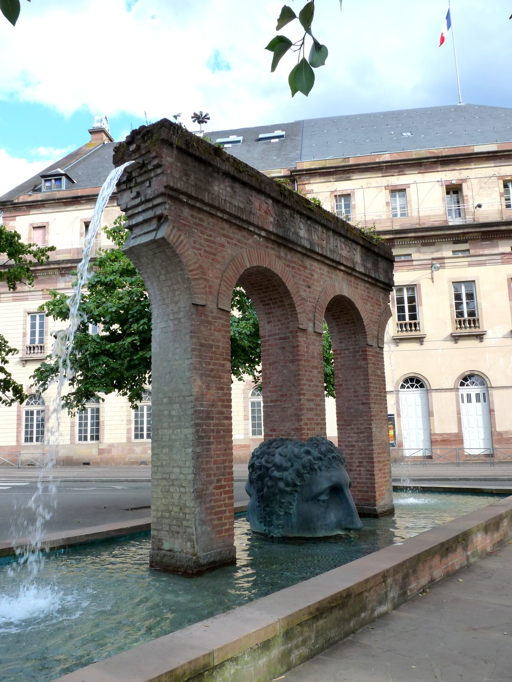 Fontaine de Janus Strasbourg histoire